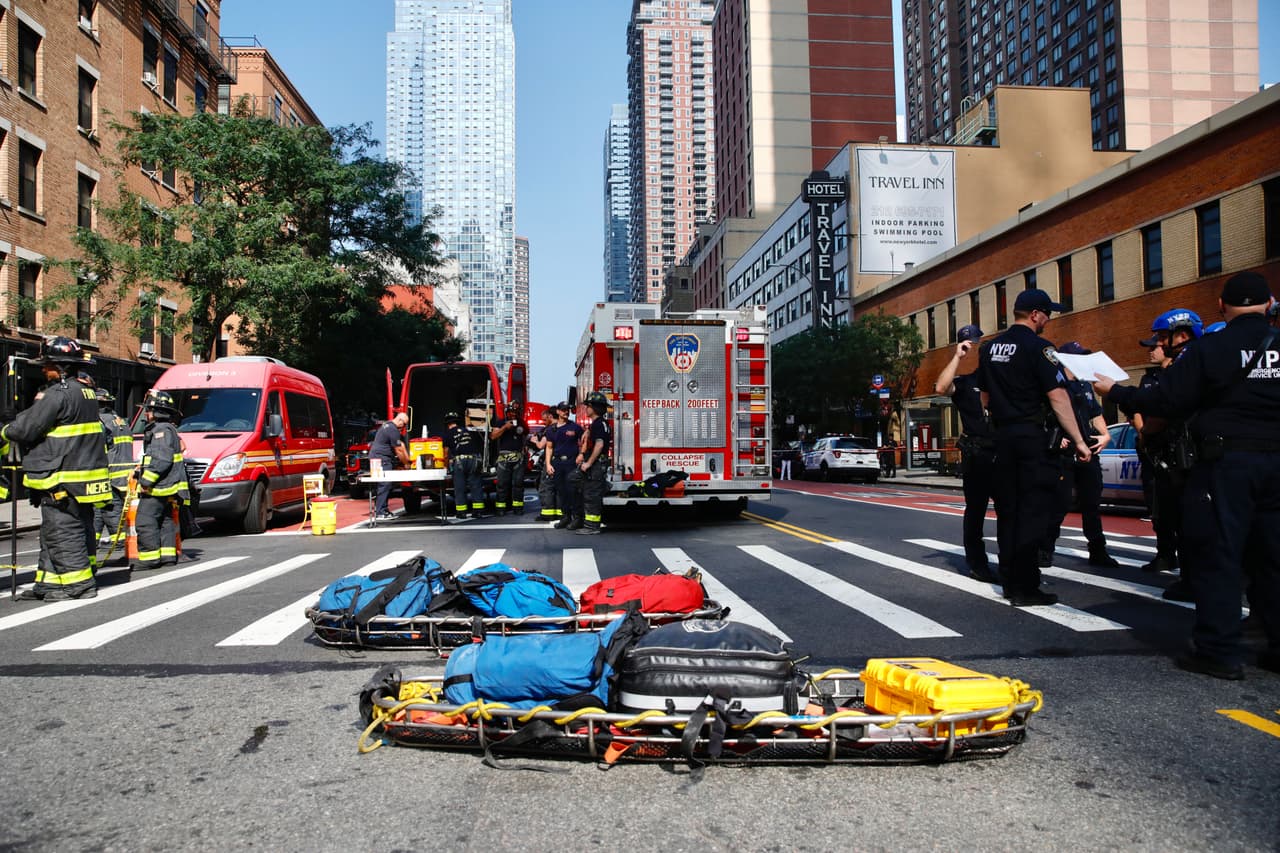 Al menos once personas resultaron heridas, según las autoridades.