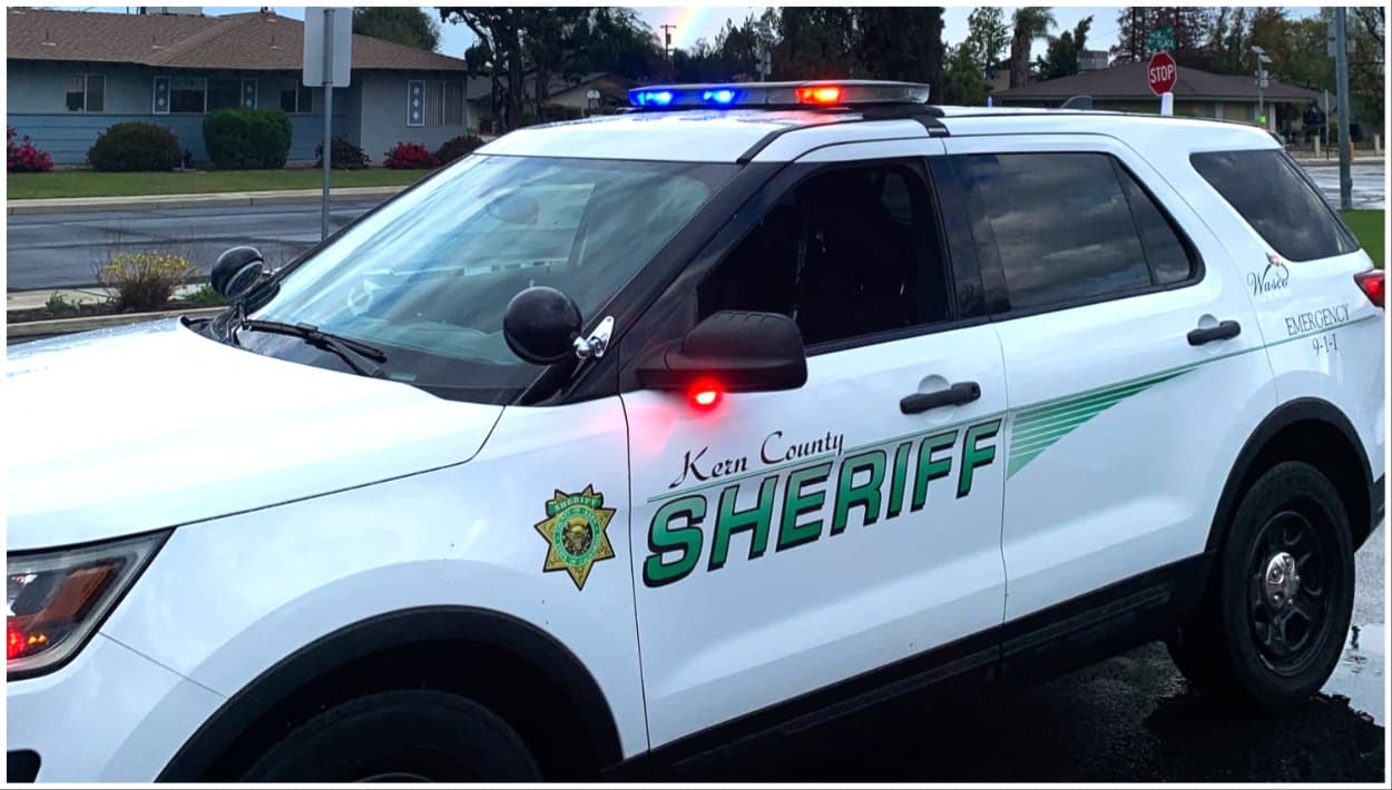 Hombre de 75 años que pedía auxilio amenazó a oficiales: esto fue lo que sucedió