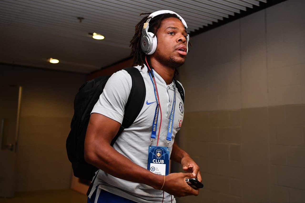 Loïc Rémy tendría los días contados en el Chelsea. La U.D. Las Palmas suena como posible destino tras la salida en mutuo acuerdo de Kevin Prince Boateng.