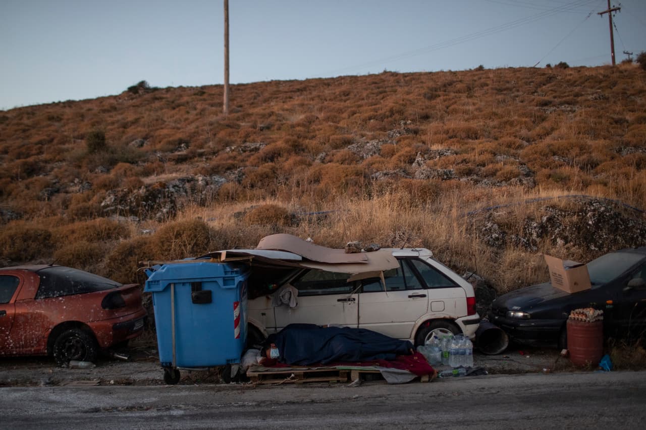 Las autoridades sanitarias indicaron que estaban aplicando medidas para detectar infectados y aislarnos, pero el fuego dispersó a los contagiados y ahora no se sabe dónde y cómo están.