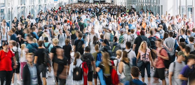 Funcionarios de Austin prohíben eventos de 250 personas o más para evitar propagación de coronavirus