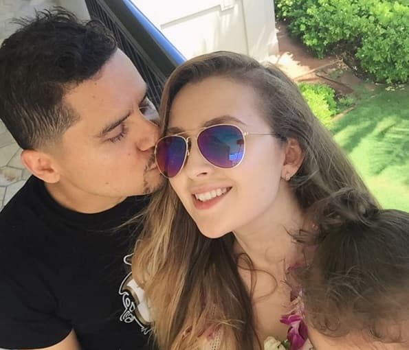 Hoy Kenia asegura que los hijos de Larry son cariñosos y que además, se llevan bien con sus medias hermanas...