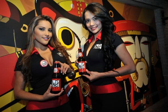 La semana pasada la Superintendencia de Industria y Comercio, en Colombia, ordenó a los empresarios suspender la producción, distribución y venta en territorio colombiano de la cerveza, al aceptar la demanda por competencia desleal presentada por la multinacional.