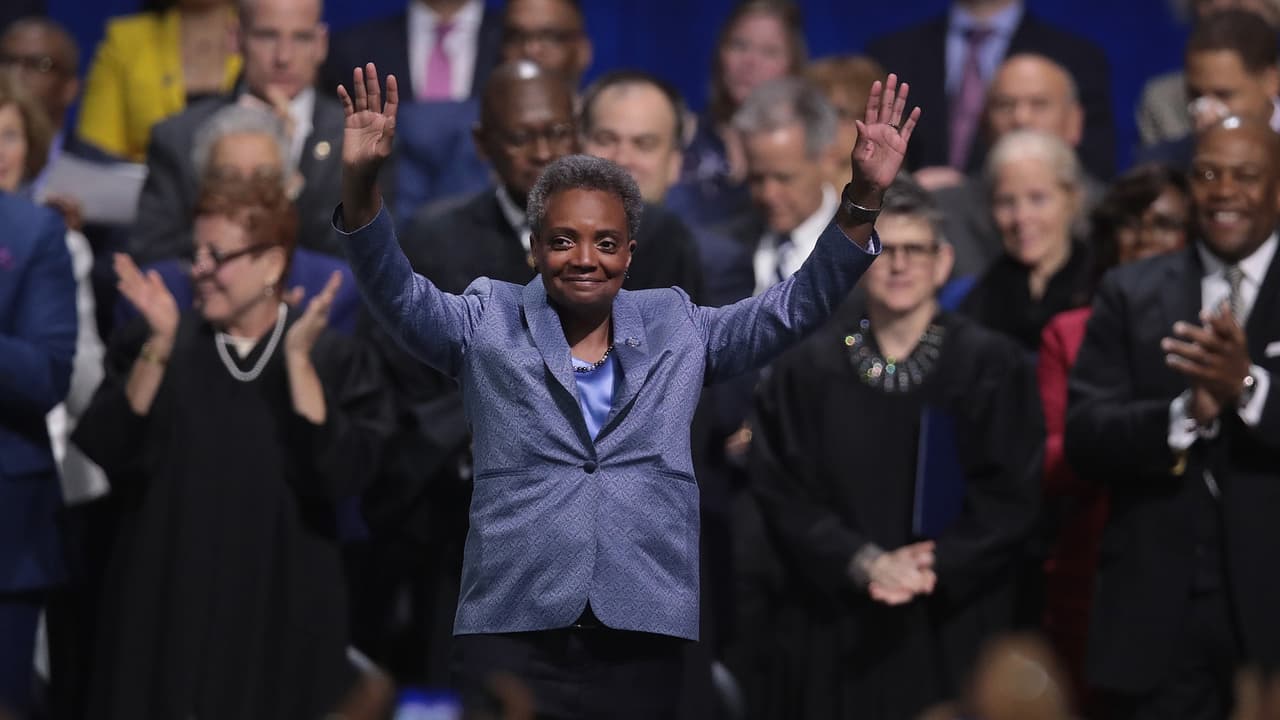 "No fallaremos. Somos Chicago", dijo la nueva alcaldesa Lori Lightfoot durante su emotiva ceremonia inaugural
