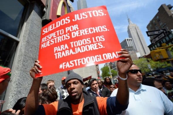 "Hemos llegado a todo el mundo", celebraba Ashley Cathey, una mujer de Memphis, Tennesse, que cobra $7.75 la hora tras seis años.