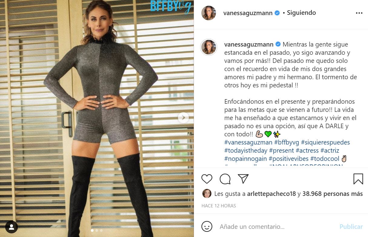 A través de esta publicación, en la que se deja ver con su actual aspecto en el que ha trabajado para incursionar en el fisicoculturismo, la actriz envió unas palabras para 
<b><a href="https://www.instagram.com/p/CUD9SHMvnxH/" target="_blank">"la gente que sigue estancada" en el ayer</a></b>: "Yo sigo avanzando y ¡vamos por más!". 
<br>