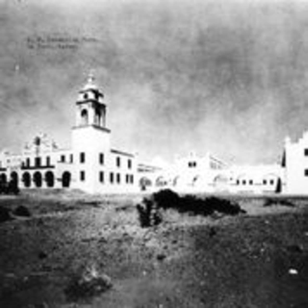 La Tuna detention farm. / 
<a href="https://www.archives.gov/research/guide-fed-records/groups/129.html">U.S. Bureau of Prisons</a>