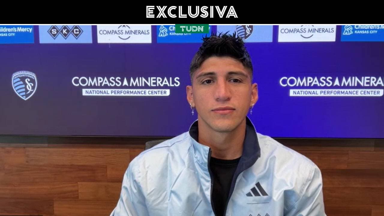 Alan Pulido elige a Sporting KC en lugar de Chivas por el apoyo durante su lesión