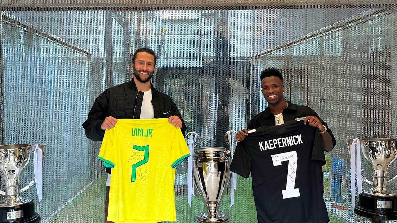 Kaepernick y Vinícius Jr. se conocen, y hablan sobre el racismo