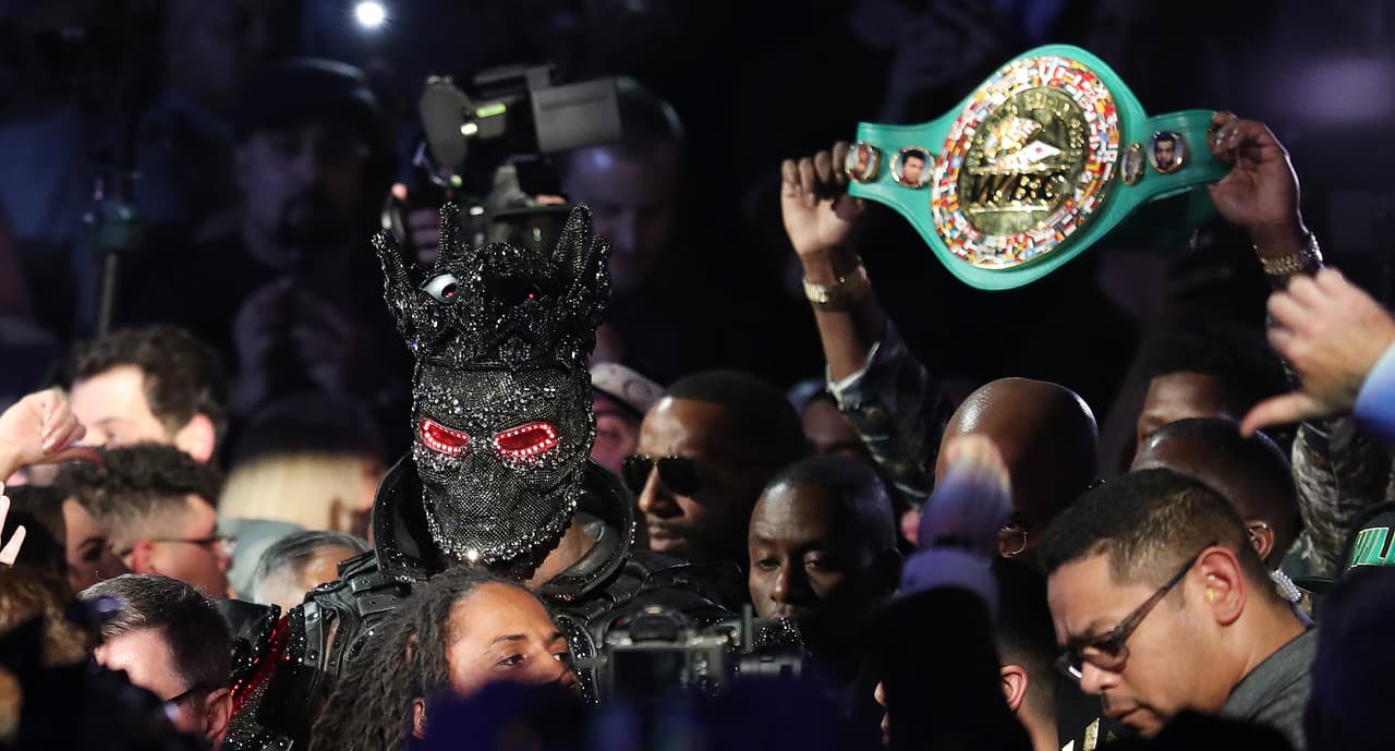 Tyson Fury cree en la excusa del traje Deontay Wilder