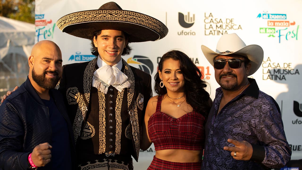 <b>El Bueno, La Mala y El Feo </b>fueron los primeros que presentaron al 
<b>'Heredero'</b> de los Fernández en un escenario en EEUU.