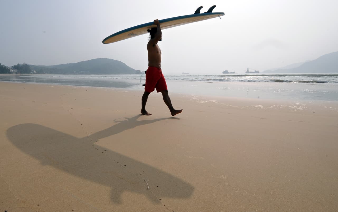 Foto de archivo en una de las playas de Hainan.
<b>Otras cuatro ciudades y cuatro condados de Hainan también iniciaron cierres de dos días entre el domingo y el lunes.</b>