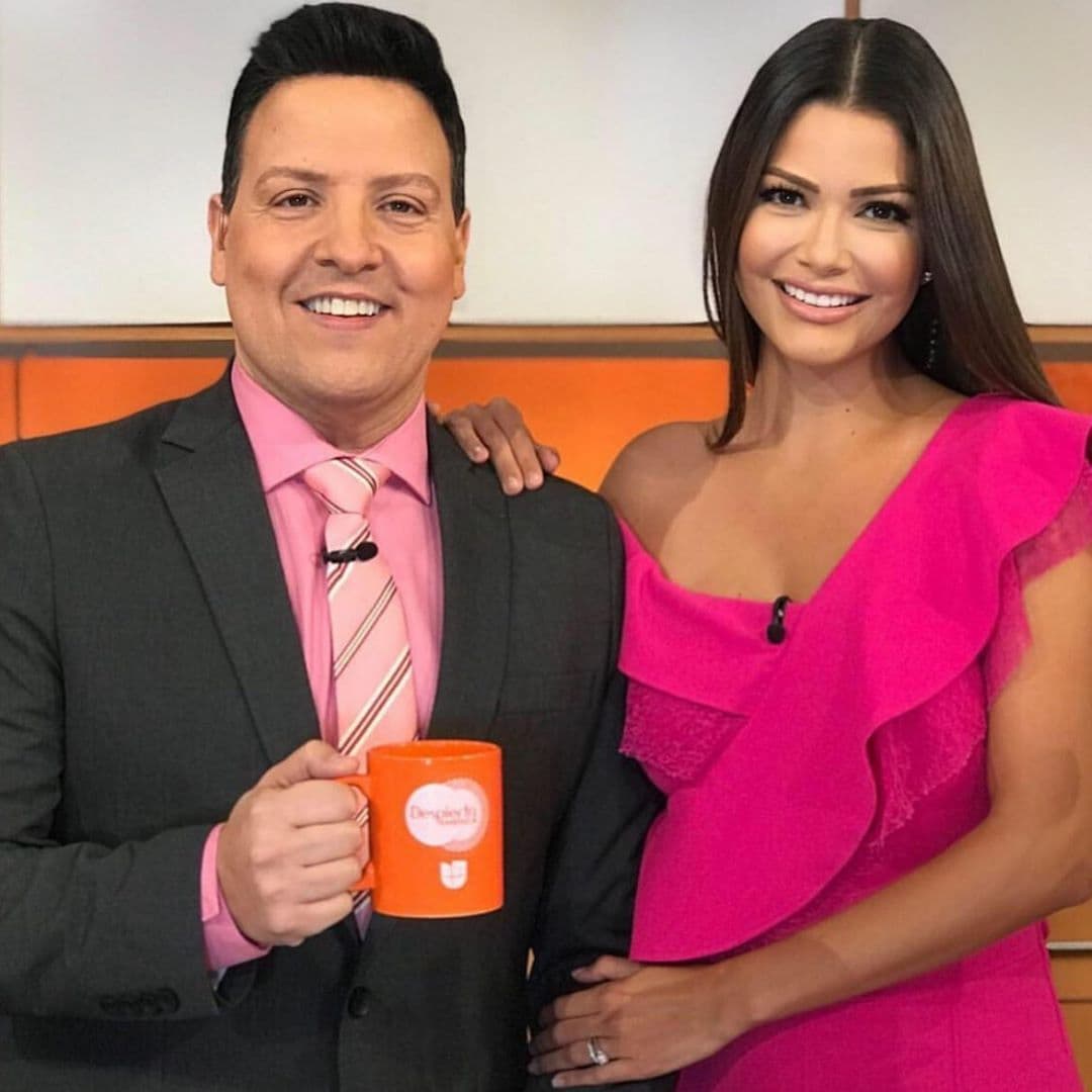 "Lo que estás viviendo hoy en día Ana Patricia, es el resultado de tu lucha, de tu esfuerzo de tus ganas de ser una gran hija, porque al final lo que importa en la vida no es lo profesional que podamos llegar a ser, sino lo buenas personas que podemos llegar a ser, y tú eres muestra de eso. Te deseamos hoy y siempre todo lo mejor”, agregó Raúl González.
<br>