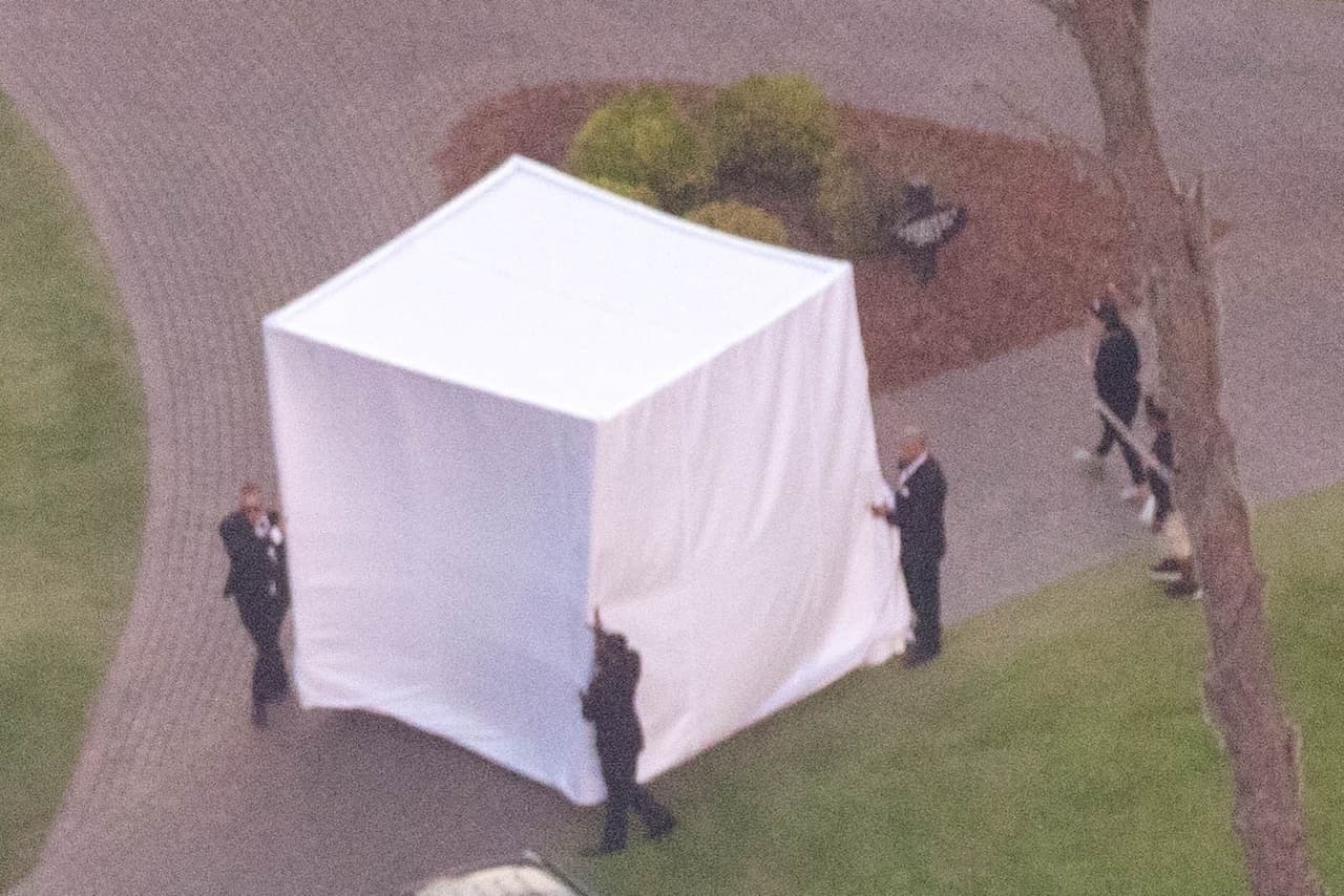 Según la crónica, ella pareció entusiasmada con la comida debido a que se ofreció pan de maíz sin gluten.