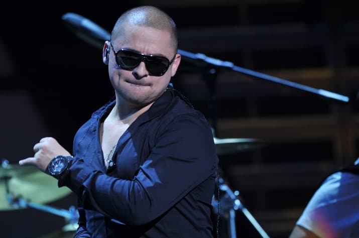 El cantante Larry Hernández permanece en el centro de Detención de West Valley ubicado en San Bermardino, California, desde su arresto el pasado 25 de septiembre por supuesto secuestro hacia una persona.