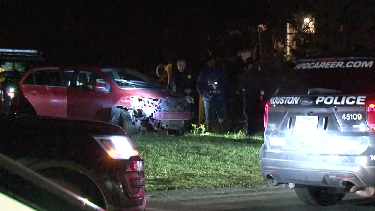 Persecución policial termina con el arresto de cinco sospechosos de robo al norte de Houston