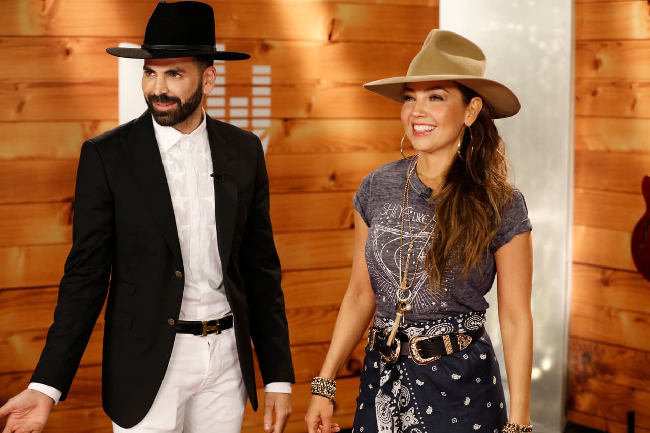 <b>'Todavía Te Quiero'</b> será el éxito que la mexicana interpretará en 
<b>Premio Lo Nuestro</b>.