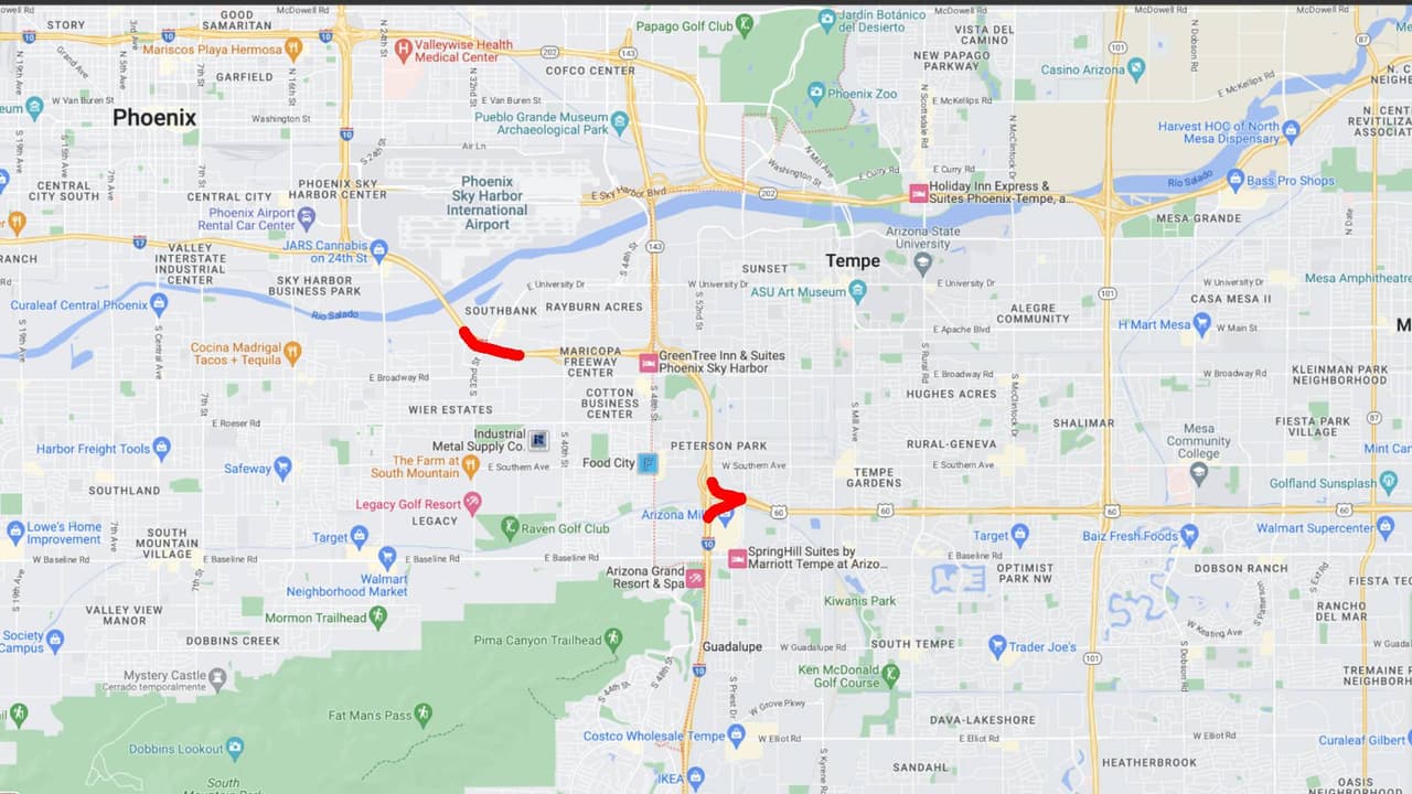 <b>Interestatal 10</b>
<br>La rampa de la I-10 en dirección oeste a la US 60 en dirección este en Tempe estará cerrada desde las 10 p.m. del viernes hasta las 4 a.m. del lunes.
<br>
<br>La I-10 en dirección este se redujo a tres carriles entre las calles 32 y 40 cerca del aeropuerto Sky Harbor. Las rampas de entrada a la I-10 en dirección este en las calles 24, 32 y 40 y la rampa de salida en dirección este en Baseline Road están cerradas.
<br>
<br>
<b>US 60</b>
<br>La rampa de la US 60 en dirección oeste a la I-10 cerca de la curva de Broadway estará cerrada desde las 10 p.m. del viernes hasta las 10 p.m. del sábado.
<br>
<br>La rampa de entrada a la US 60 en dirección oeste en Rural Road y la rampa de salida en dirección oeste en Priest Drive también estarán cerradas.