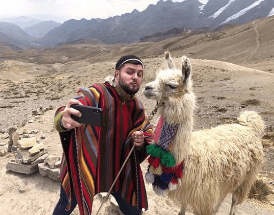 En su cumpleaños 34, Paul Stanley festejó en grande con un viaje a Perú junto a su novia.
<br>