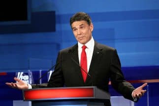 Perry viajará a Washington este jueves para dar un discurso sobre la crisis en la frontera antes de viajar a New Hampshire