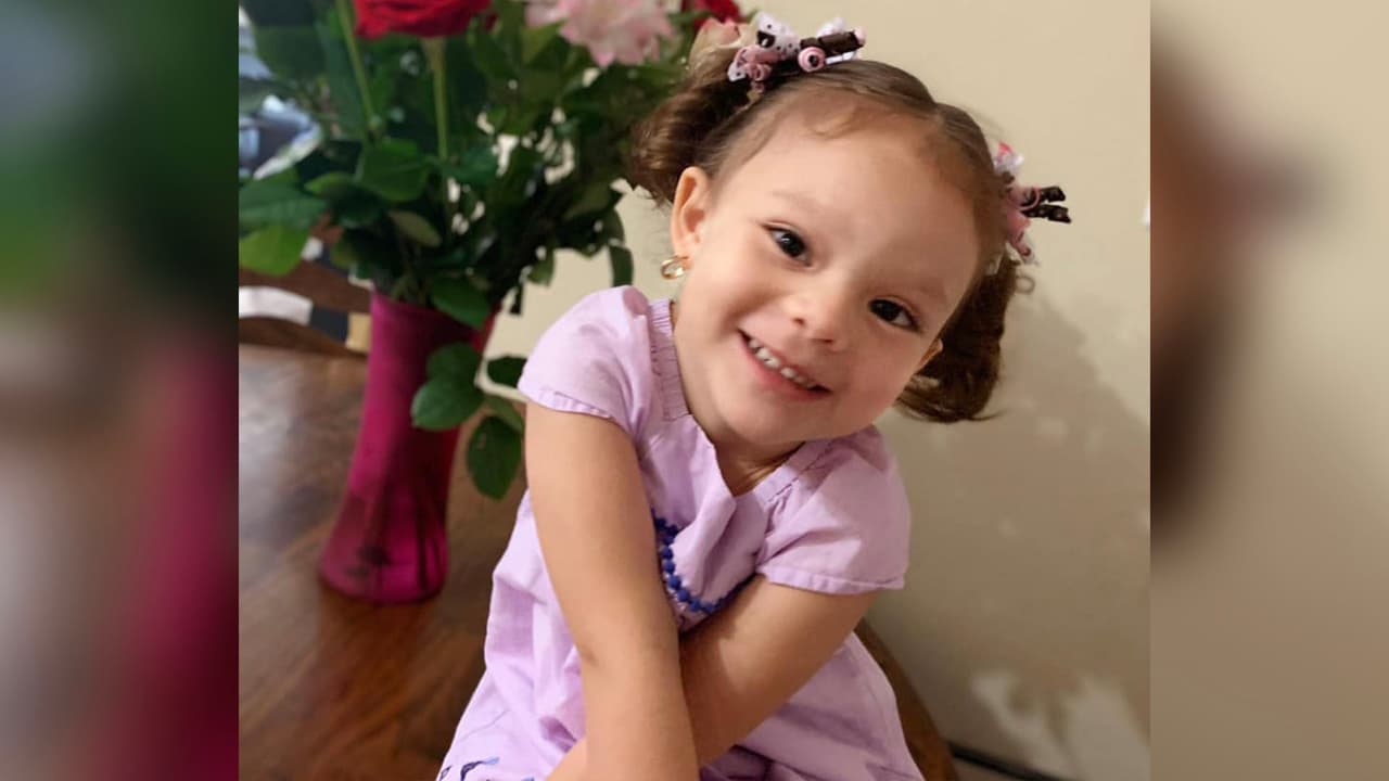 Sandra Martínez: "Mi niña, mi princesa".