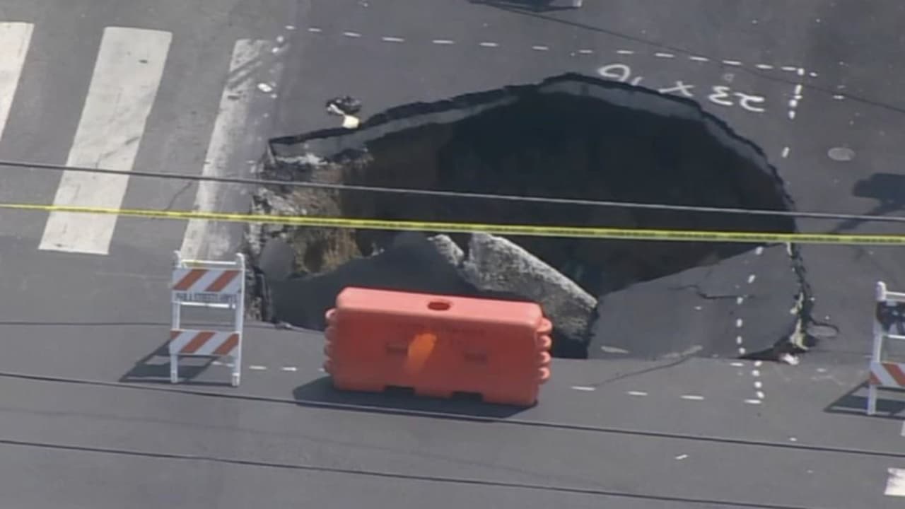 Enorme socavón en West Philadelphia: ¿Qué causó el colapso?