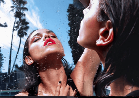 ¿Es nuestra imaginación o la protagonista de la serie 'From Dusk Till Dawn' anda imparable?