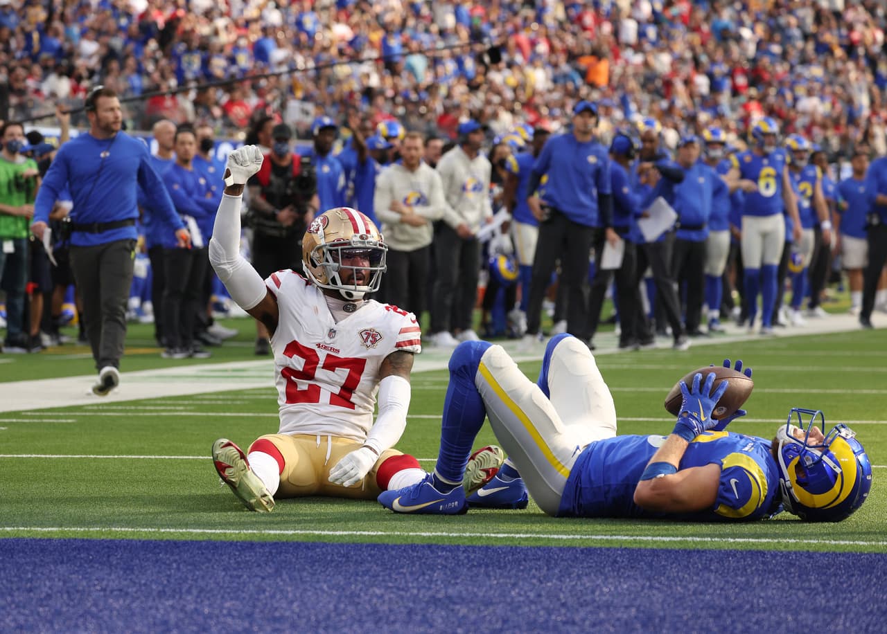 Los boletos más caros se encuentran en zonas preferenciales o VIP y el más caro que se pudo observar se encontraba en el sitio SeatGeek con un precio de $9,212 en la fila 1 de la sección 131.
<br>