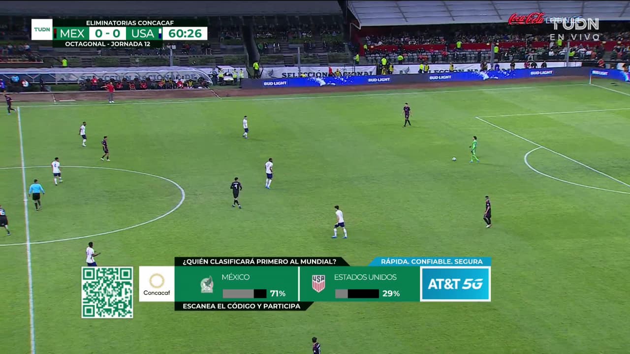 ¡TIRO ATAJADO! disparo por Hirving Lozano.