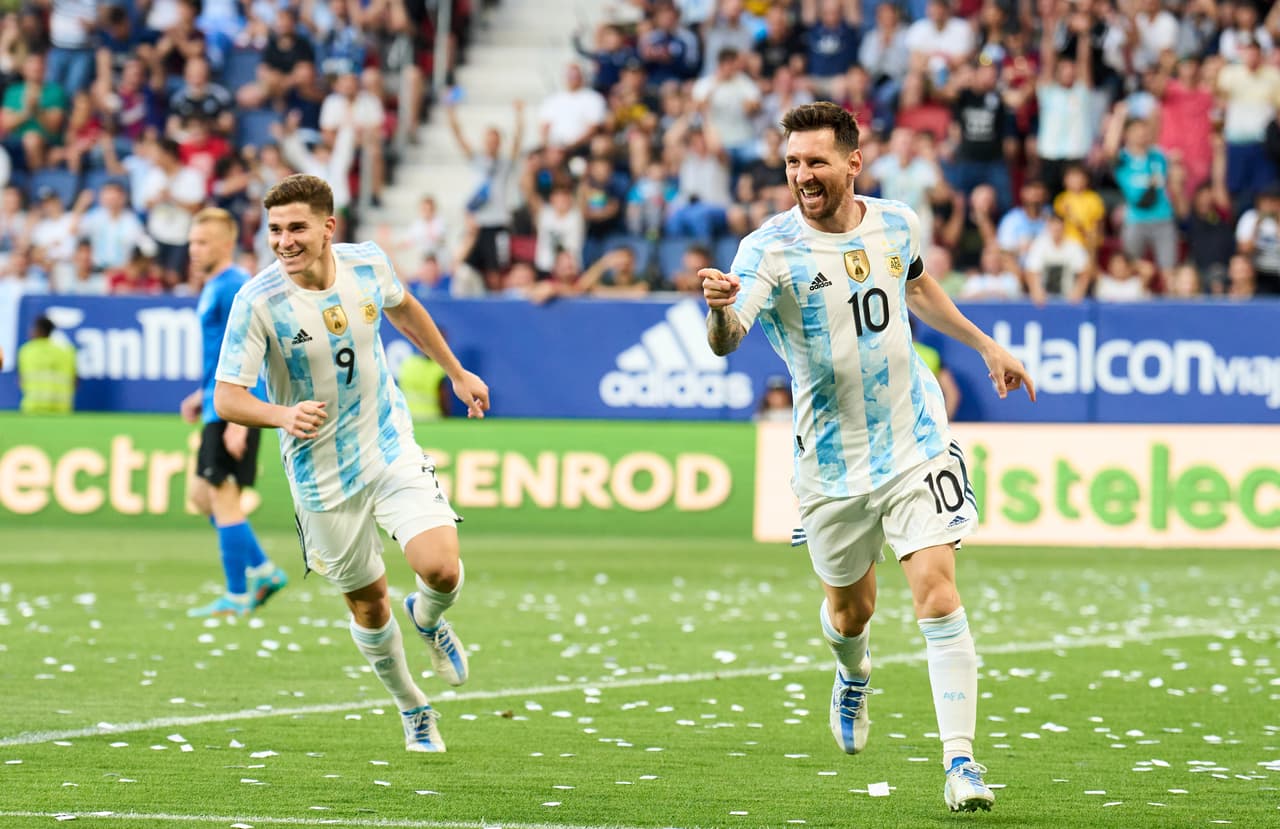 Argentina derrotó 5-0 a Estonia en Pamplona, España.