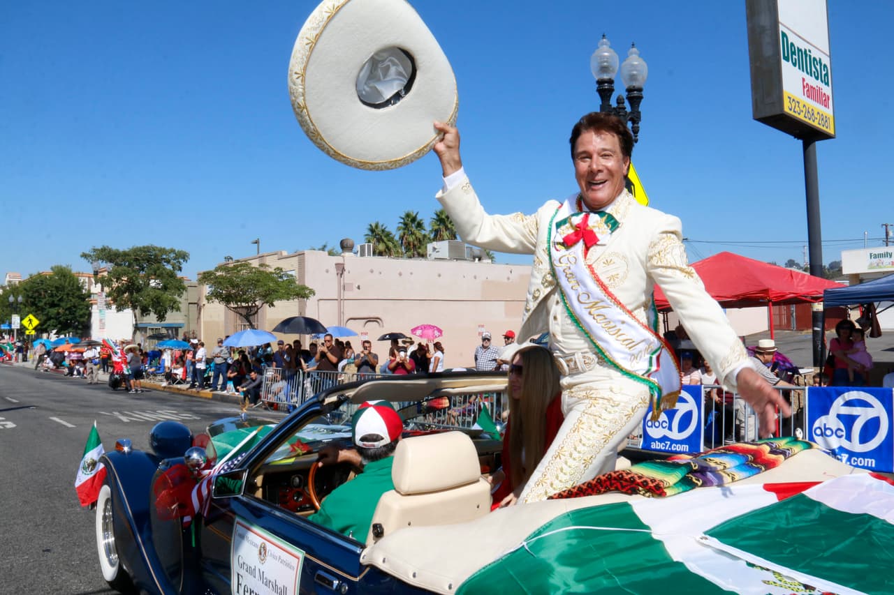 Si el bebé de Paulina Rubio es niña, Fernando Allende quiere ir a cantarle el tema "Niña bonita", lo mismo el día de su nacimiento o si no fuera posible, "en su bautizo".