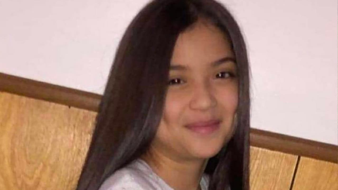 Bala perdida mata a niña hispana en Chicago mientras veía televisión en casa de su abuela