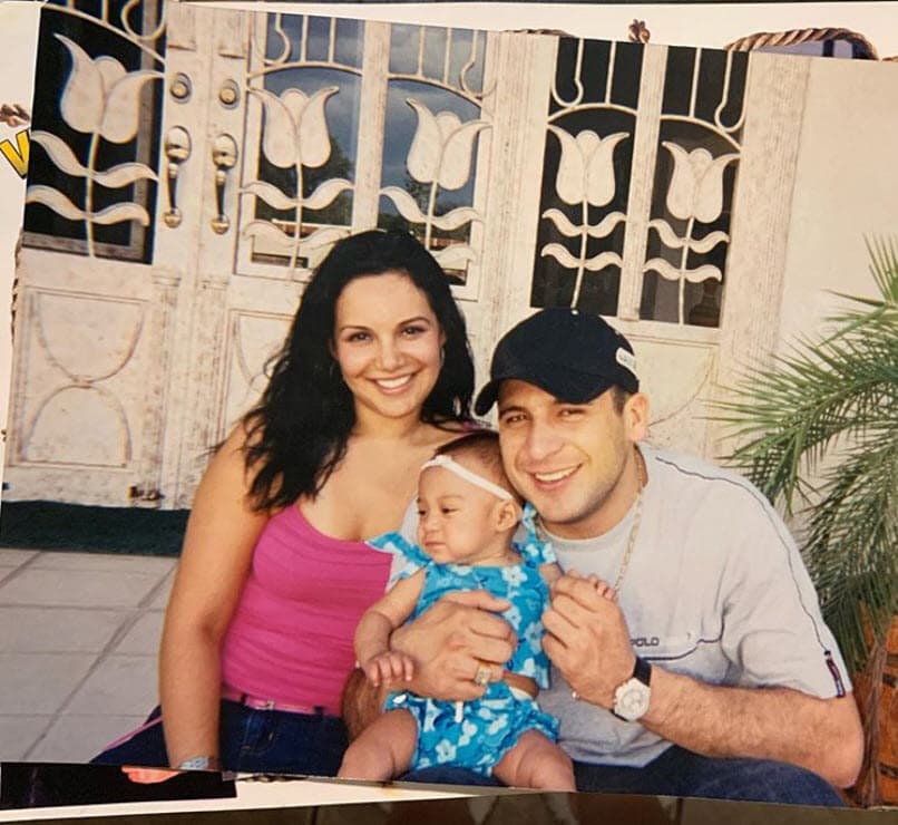 Valentina Elizalde, la hija menor del cantante, también lo recordó con cariño y publicó esta imagen para dedicarle algunas palabras.