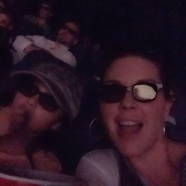 Madre e hija son inseparables.