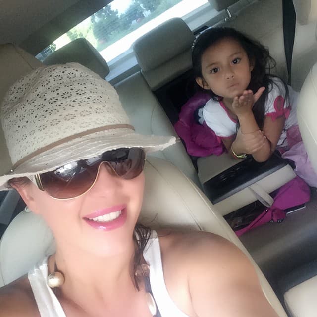 La niña fue el fruto de la relación de la venezolana con el empresario jalisciense Rafael Hernández Linares.