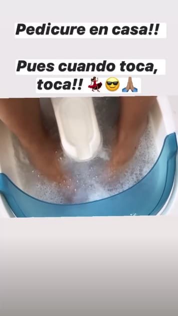 Para sentirse más linda también se arregló los pies, y aún con su poca experiencia logró los resultados esperados.