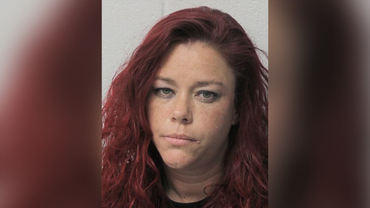 Emma Leigh Duncan, está acusada de robo.