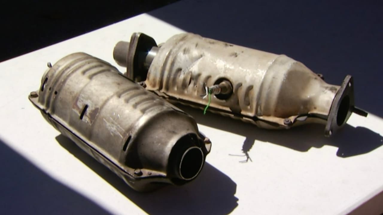 Aprende cuáles son las marcas de autos a los que 
<a href="https://www.univision.com/local/sacramento-kuvs/lista-10-autos-roban-convertidor-catalitico-california-fotos" target="_blank">más le roban catalizadores, aquí. </a>