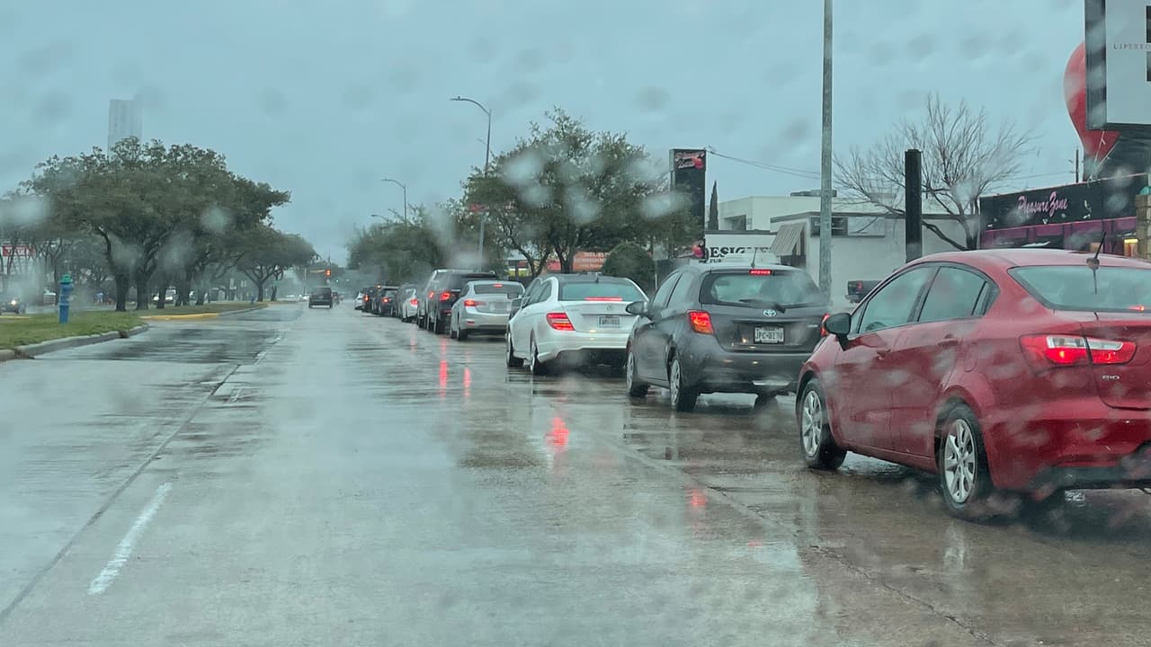 Debido a que muchas personas se mantuvieron en casa no se registró tráfico por las largas filas de vehículos.