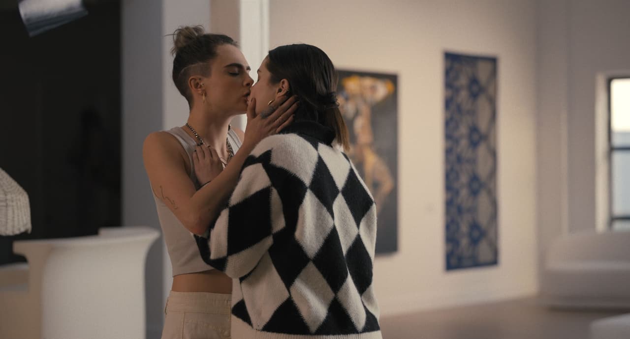 "Fue simplemente divertido. Cuando conoces a alguien tan bien, es cómodo y como que te diviertes con ello", señaló la modelo a E!.