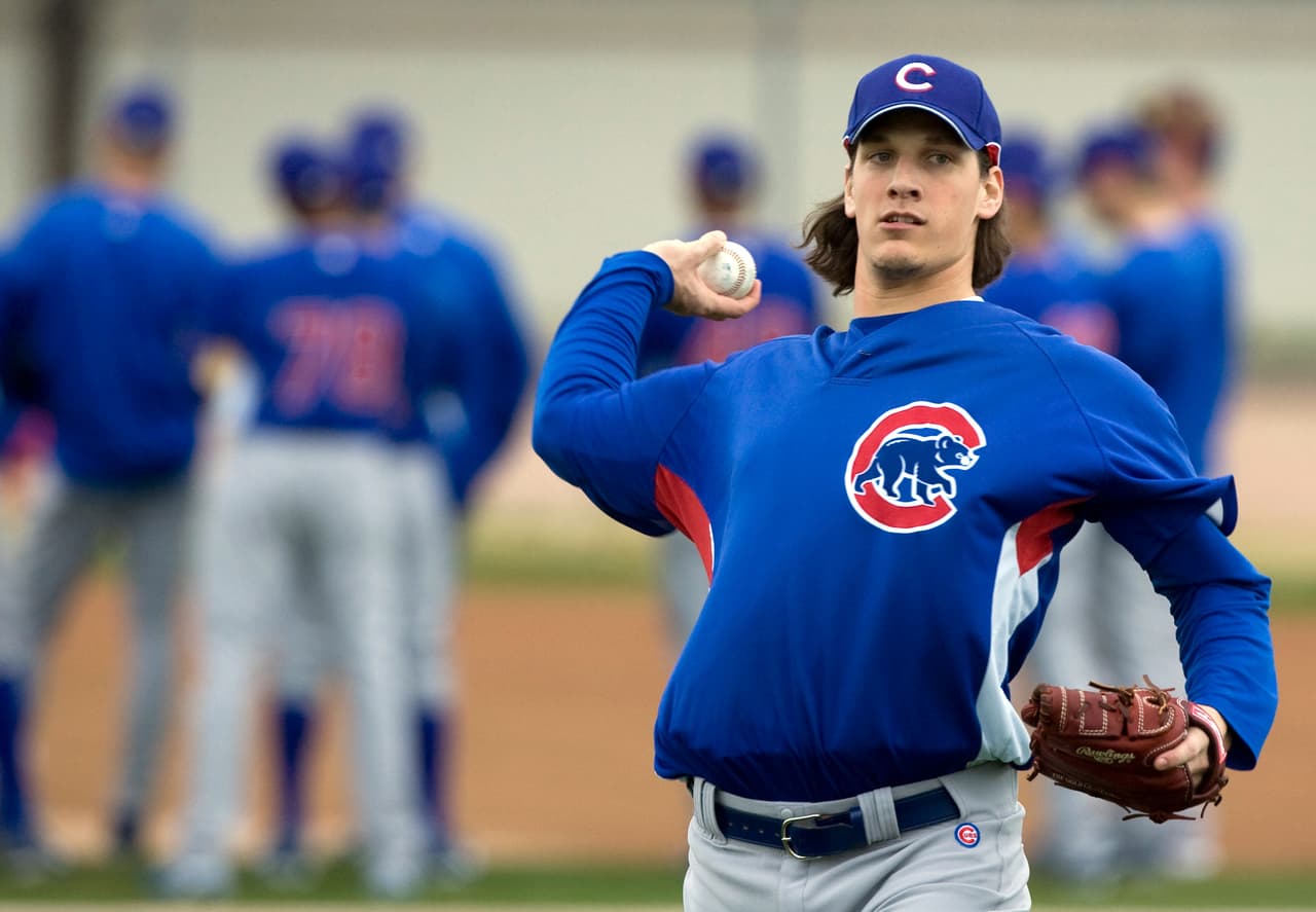 Samardzija se dedicó al béisbol profesional sin embargo. Su carrera inició en 2008 con los Chicago Cubs y se mantiene vigente en la Gran Carpa con los San Francisco Giants.