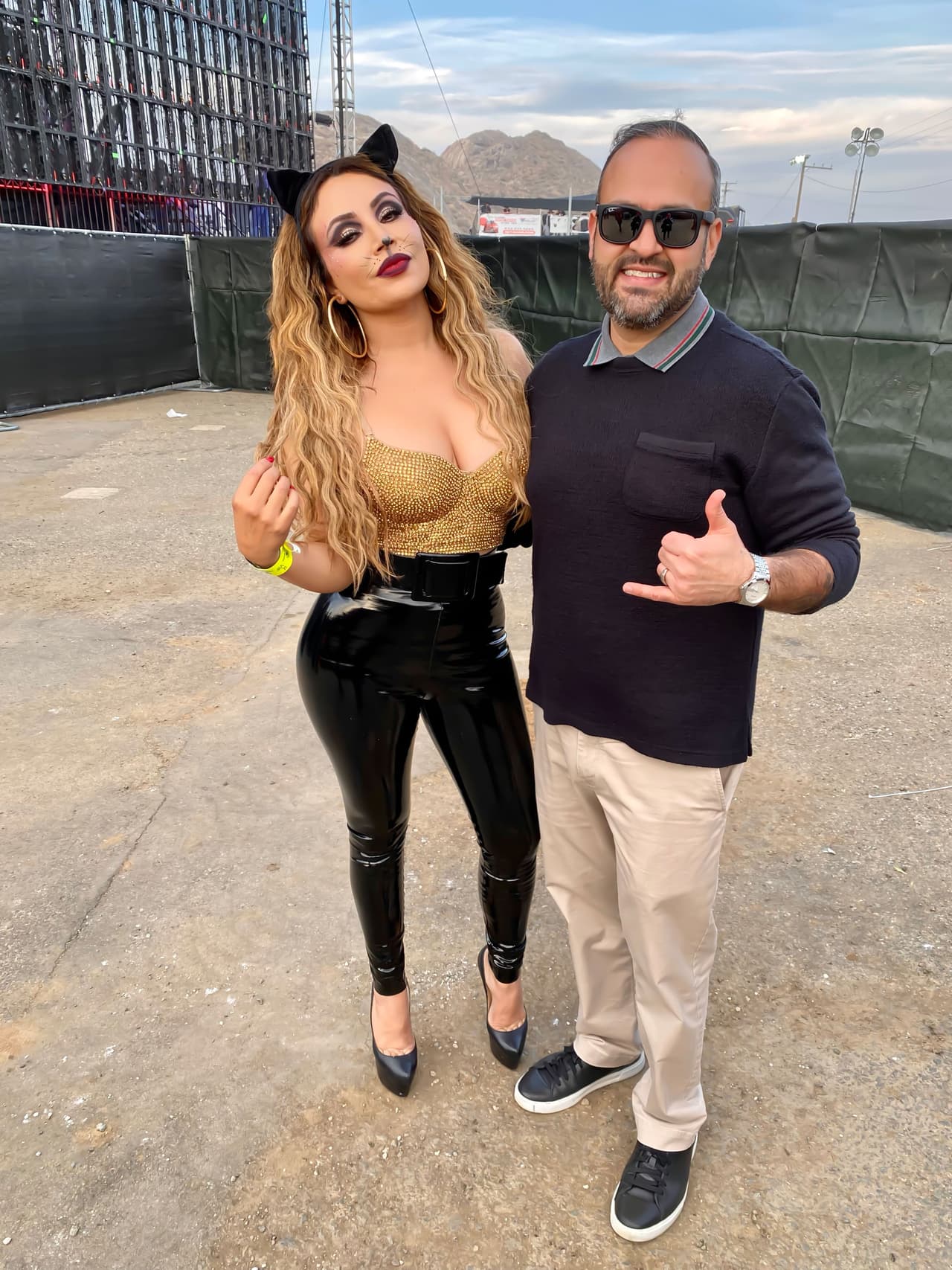 En compañía de El Pitufo, son un equipo dinamita para cualquier tipo de evento o show.