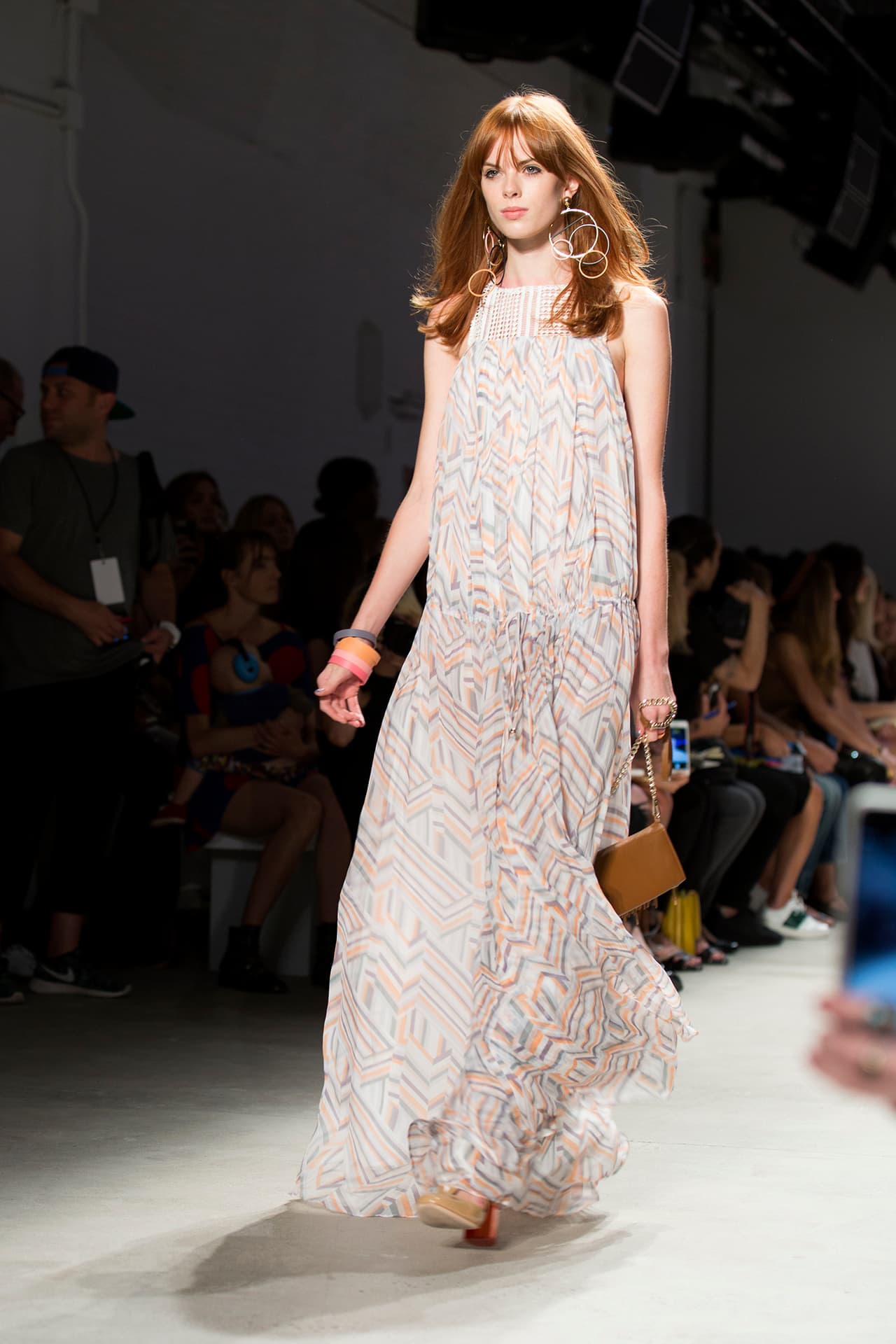 Los 'maxi dress' con telas vaporosas son otra apuesta para la temporada que se avecina. Rebecca Minkoff. NYFW, Spring/Summer 2016 - 09/12/2015
