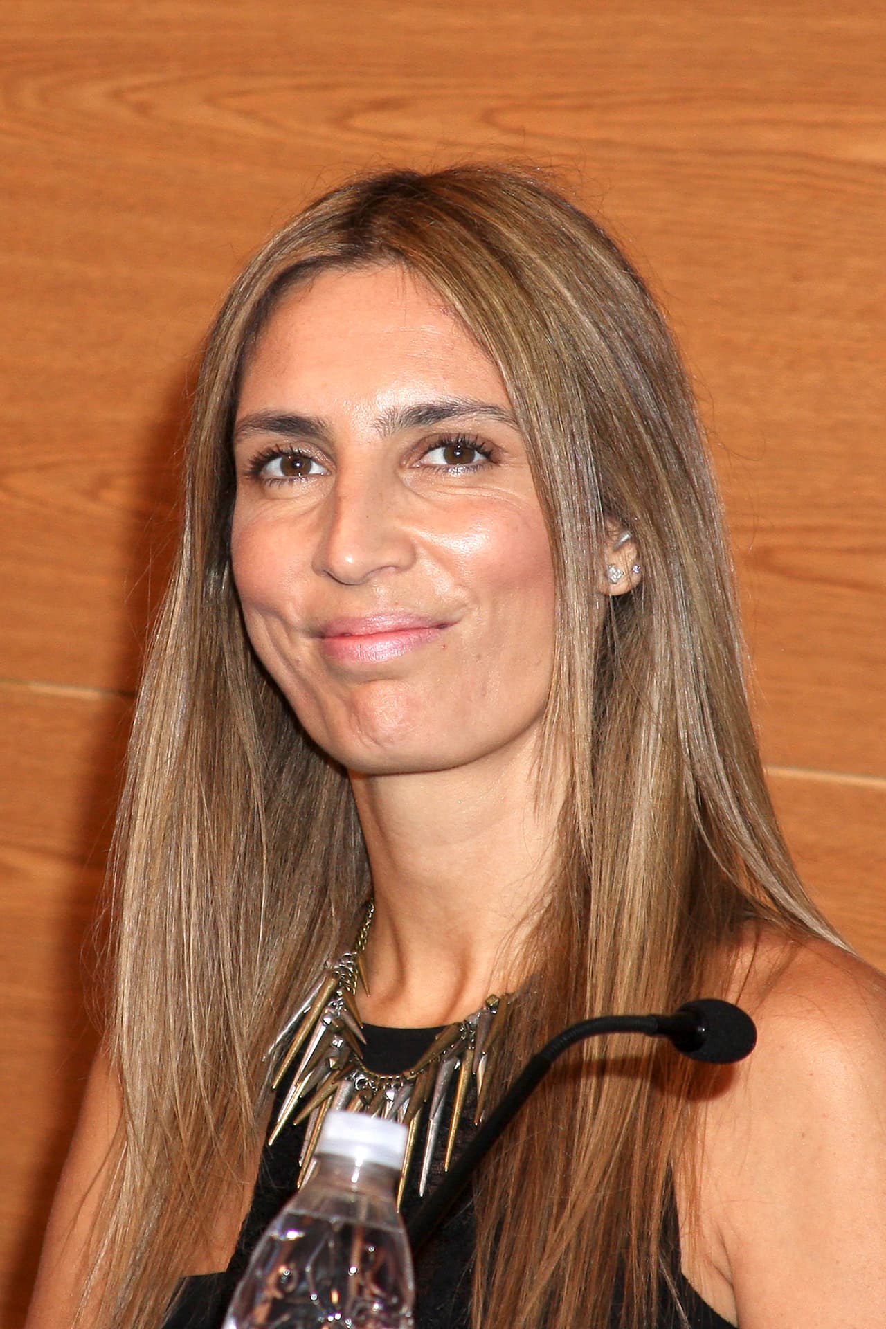 Carina también confesó que salió adelante gracias a Fiona y a Luca. En 2013 participó en la serie ‘Gossip Girl: Acapulco’ pero se retiró del medio hasta 2019, cuando actuó en la telenovela ‘Médicos, línea de vida’. Actualmente también ha regresado a componer música.