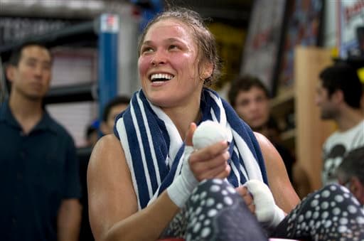 Ronda Rousey peleaba para comprar frapuccinos