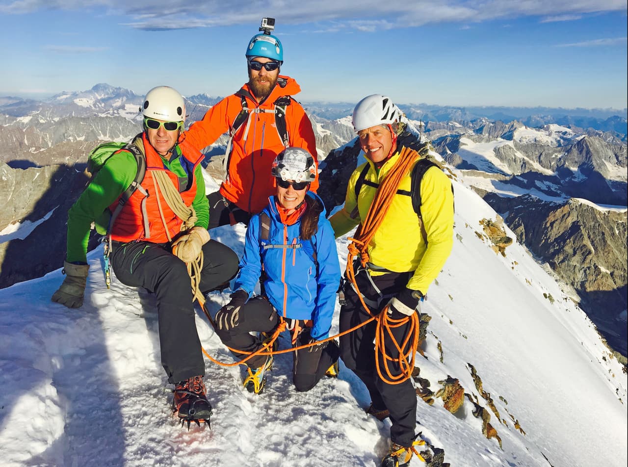 Pippa y James con sus expertos guías.