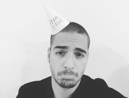 Con esta carita, Maluma recibió su cumple. ¡No te pongas triste guapísimo!