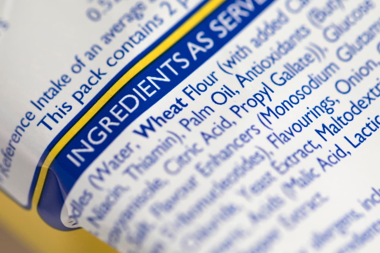 Un 
<a href="http://www.bmj.com/content/bmj/360/bmj.k322.full.pdf">estudio científico realizado en Francia</a>
<b> vinculó el consumo de alimentos ultra procesados al riesgo de padecer cáncer</b>. La investigación, que se basa en una muestra de casi 105,000 personas y fue financiada por varias instituciones del país europeo, fue divulgada en febrero de 2018 en British Medical Journal (BMJ).