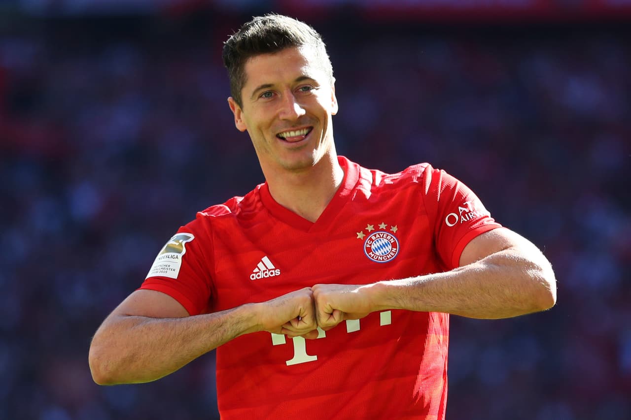 Lewandowski ha sido galardonado en tres ocasiones con el ’Torjägerkanone’, premio al mayor goleador de la temporada en la Bundesliga.