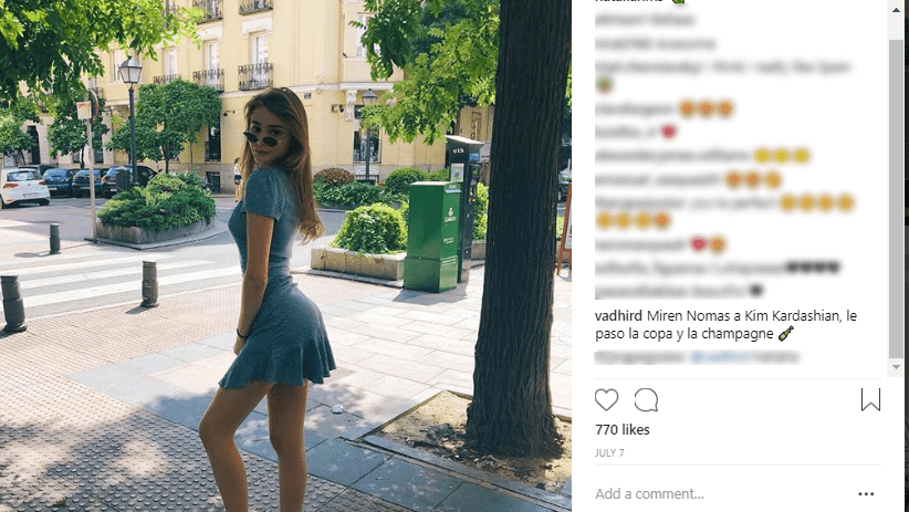 Vadhir también provechó esta publicación para escribir un divertido comentario "Miren nomas a Kim Kardashian, le paso la copa y el champagne". ¿Será que utiliza el humor como arma de seducción?